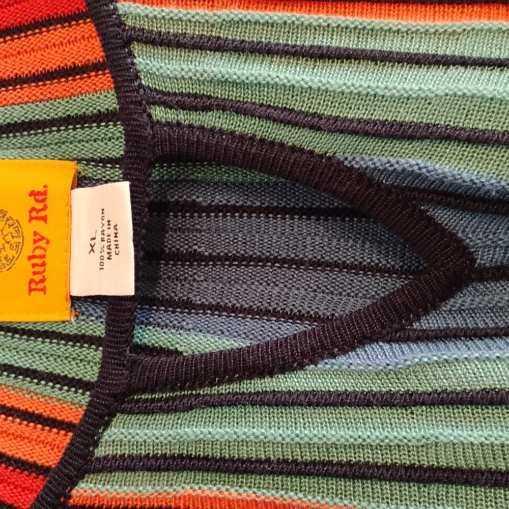 Multicolor Sweater - Picture 2 of 3